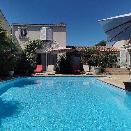 Gites, Chambres D'Hotes La Maison D'Amis Puilboreau Exterior foto